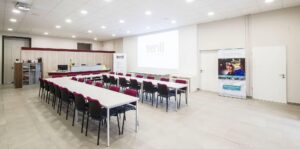 Berill - bemutatóterem és iroda (7)